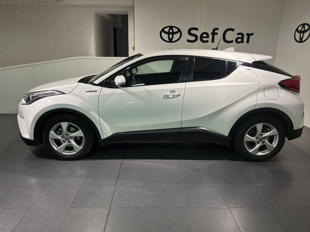 Toyota Toyota C-HR usata a Milano (3)