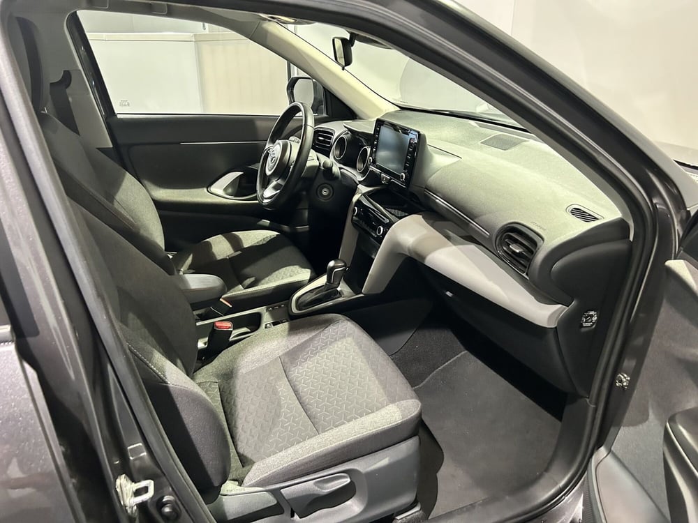 Toyota Yaris Cross usata a Milano (6)