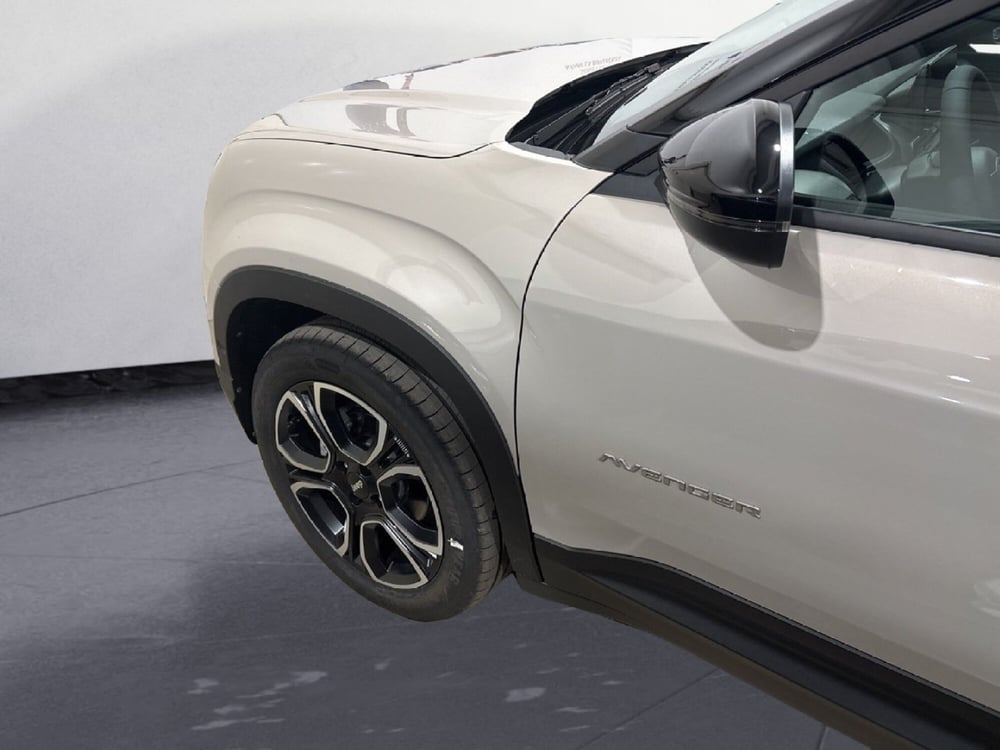 Jeep Avenger nuova a Agrigento (12)