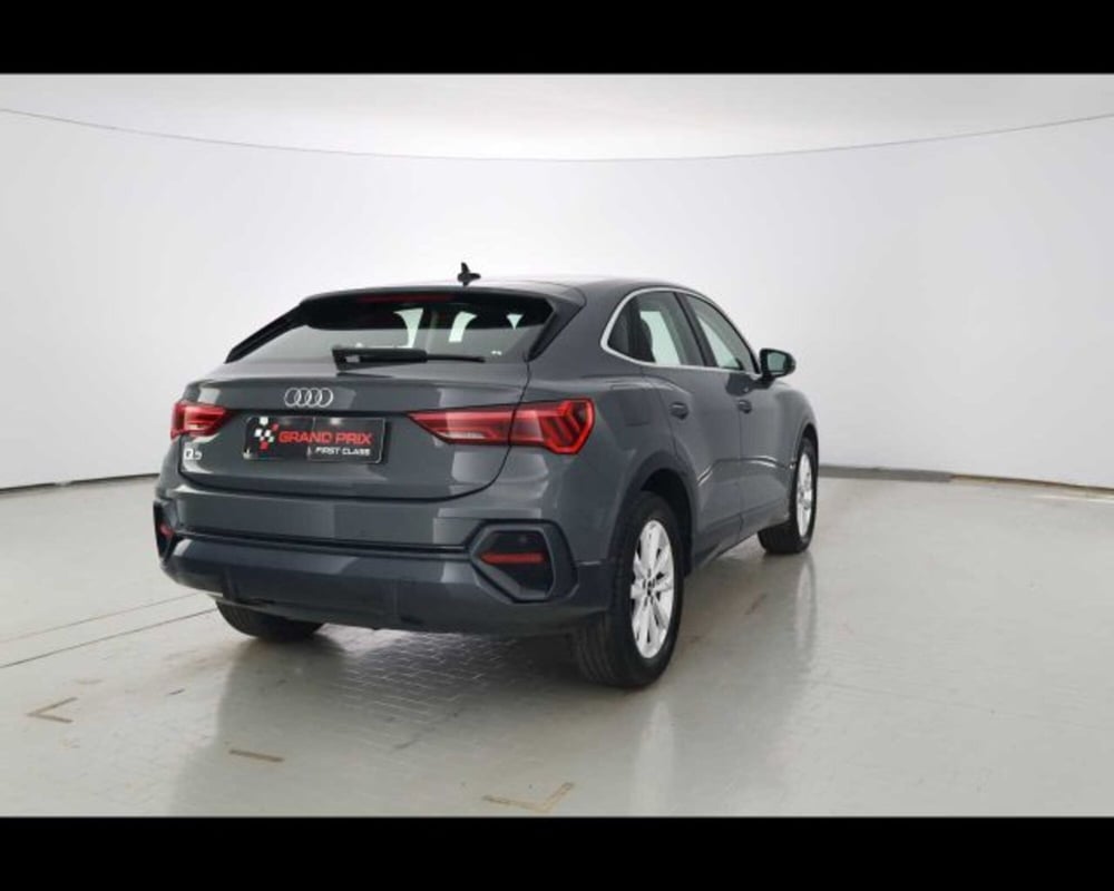 Audi Q3 Sportback usata a Bologna (5)