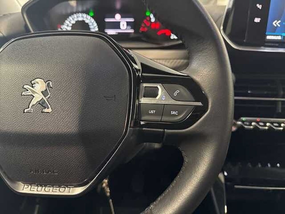 Peugeot 2008 usata a Napoli (16)