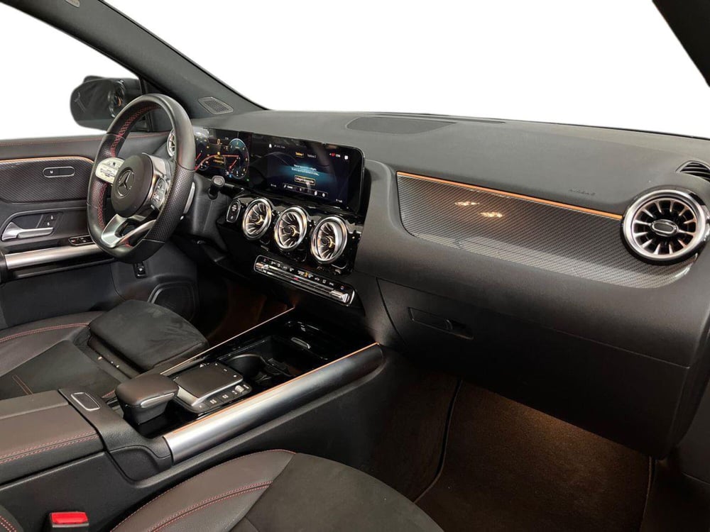 Mercedes-Benz GLA SUV usata a Taranto (18)