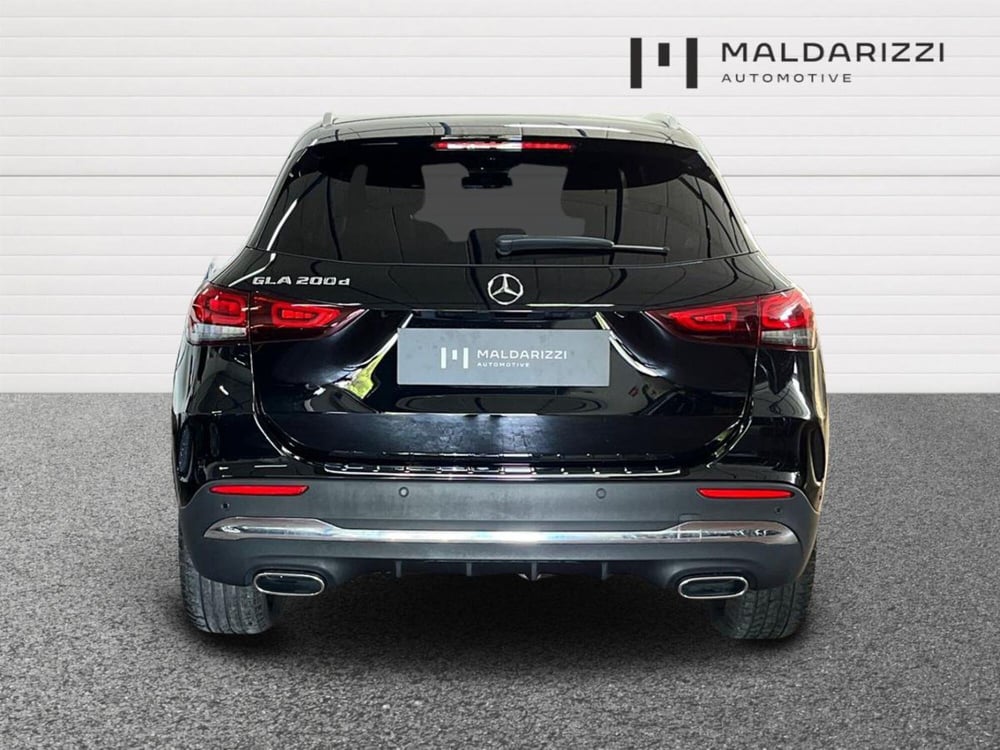 Mercedes-Benz GLA SUV usata a Taranto (5)