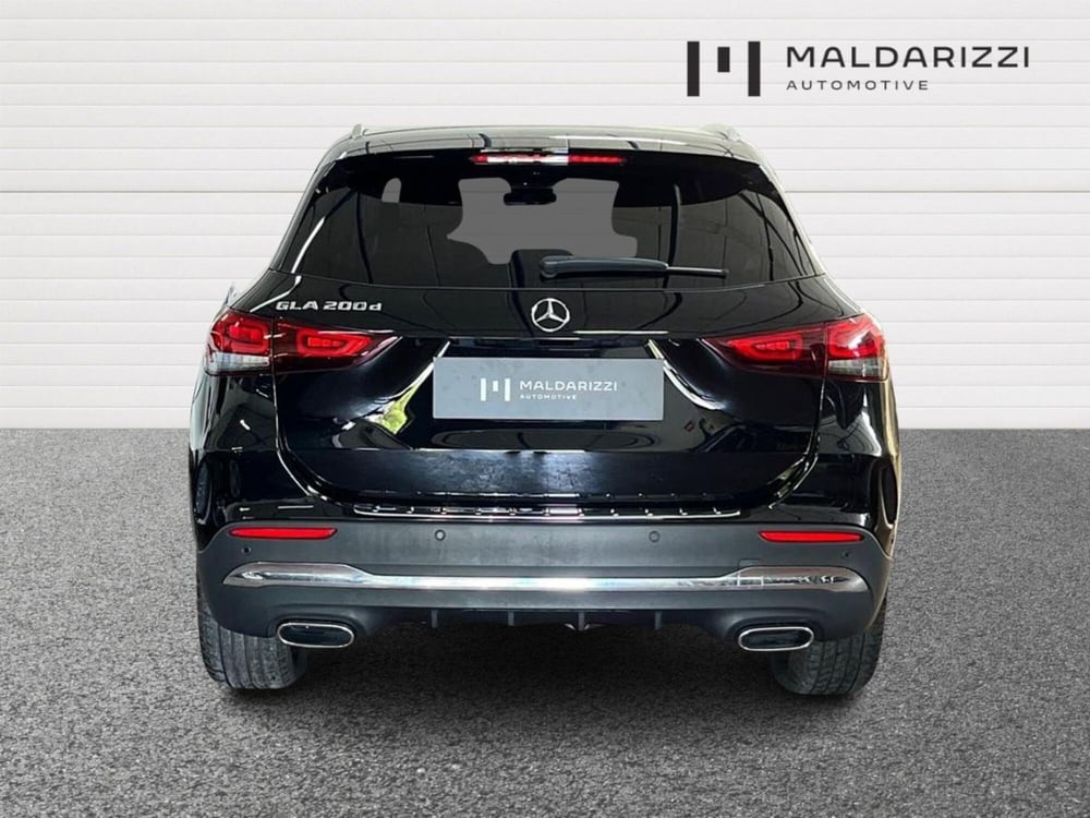 Mercedes-Benz GLA SUV usata a Taranto (6)