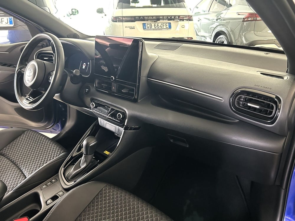 Toyota Yaris usata a Ferrara (12)