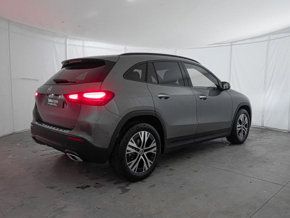 Mercedes-Benz GLA SUV nuova a Rimini (10)