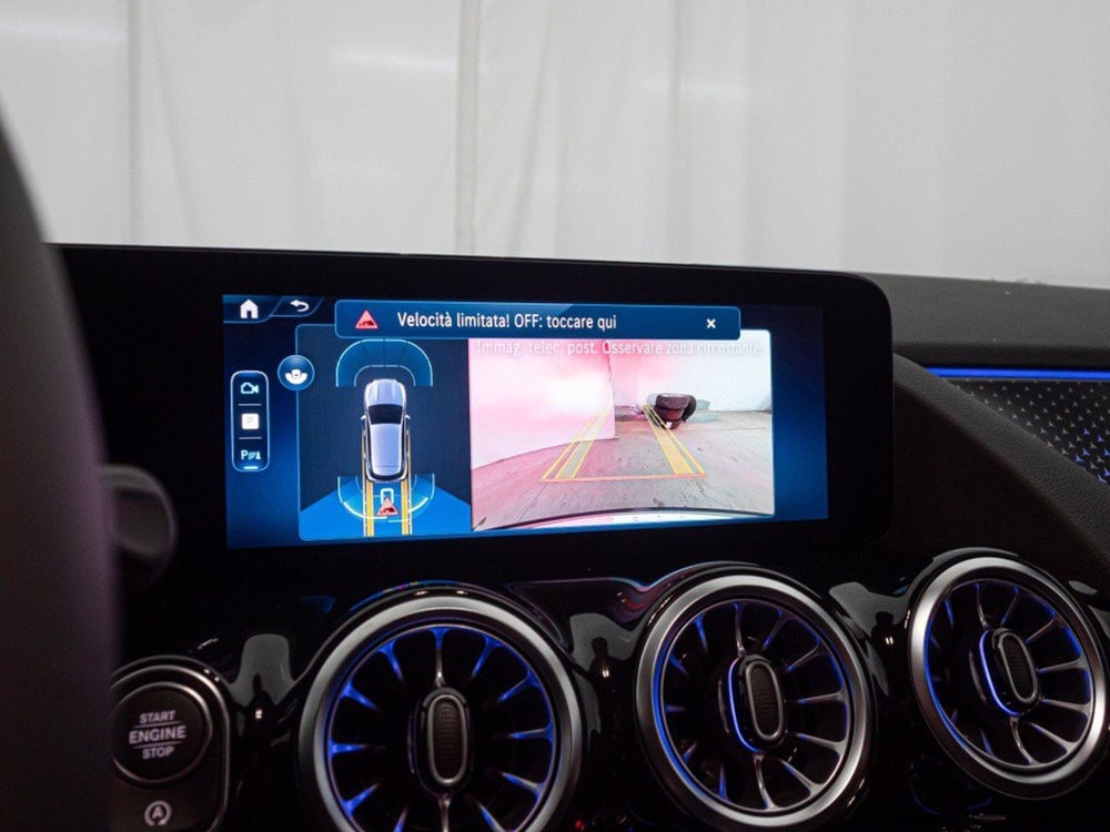 Mercedes-Benz GLA SUV nuova a Rimini (15)