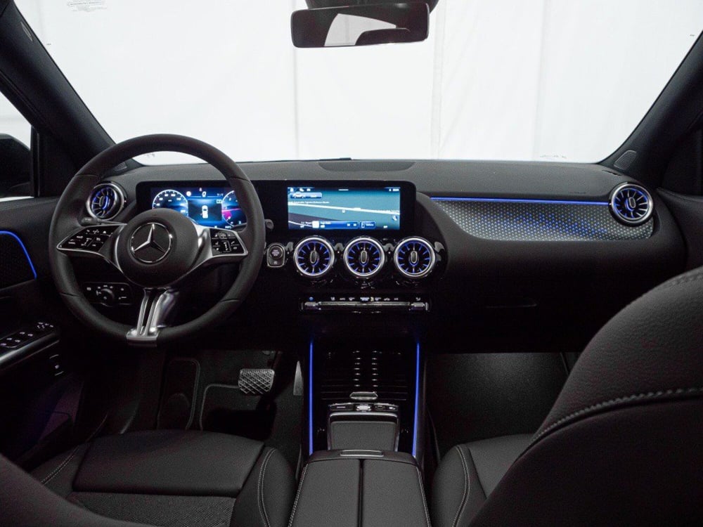 Mercedes-Benz GLA SUV nuova a Rimini (16)