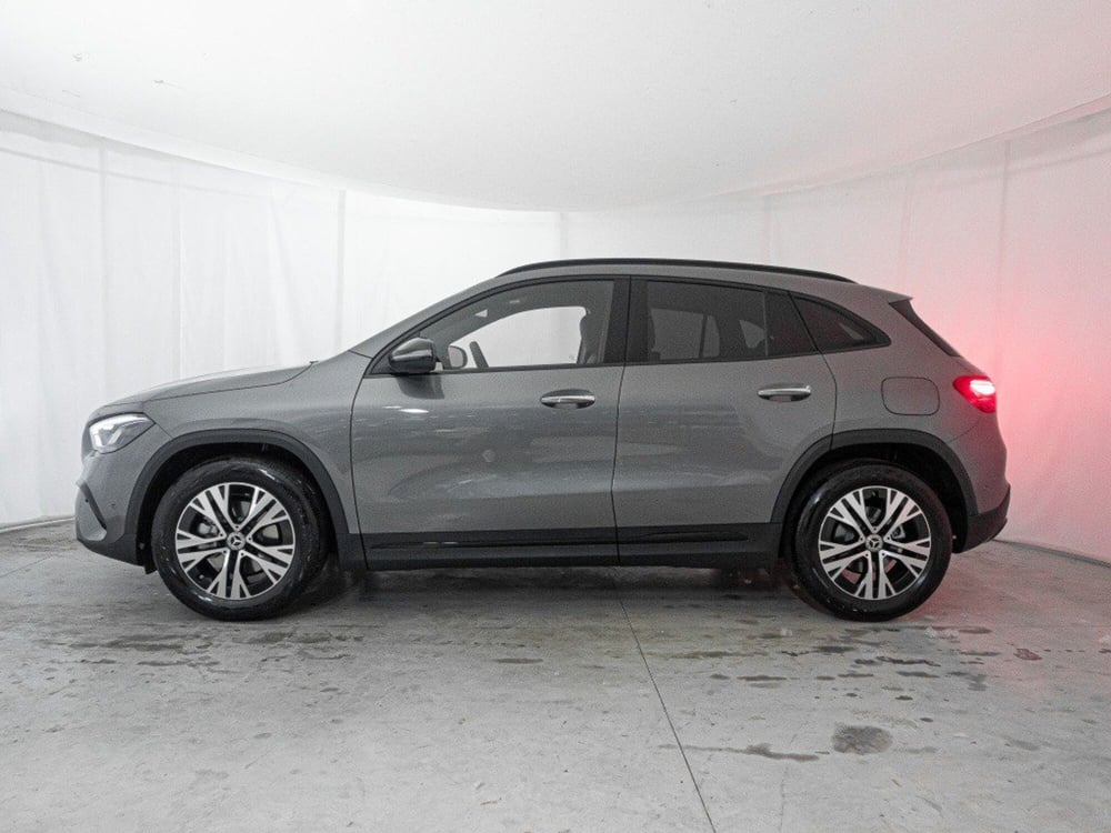 Mercedes-Benz GLA SUV nuova a Rimini (5)