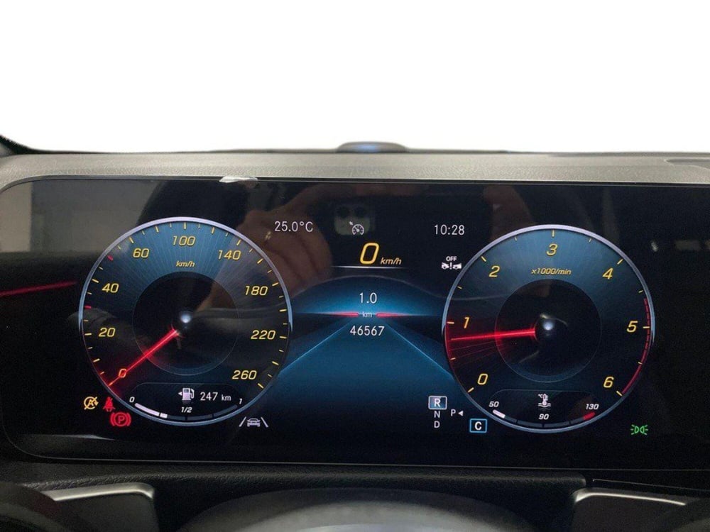 Mercedes-Benz GLB usata a Macerata (9)