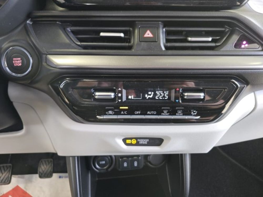 Suzuki Swift nuova a Reggio Emilia (12)