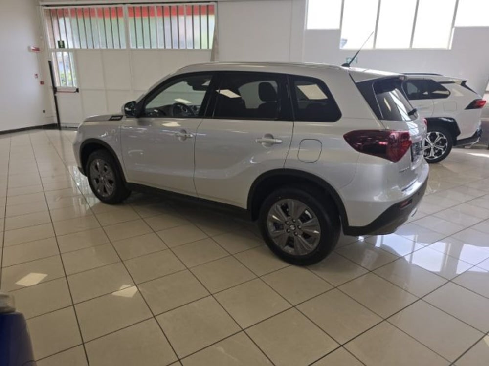Suzuki Vitara nuova a Reggio Emilia (3)