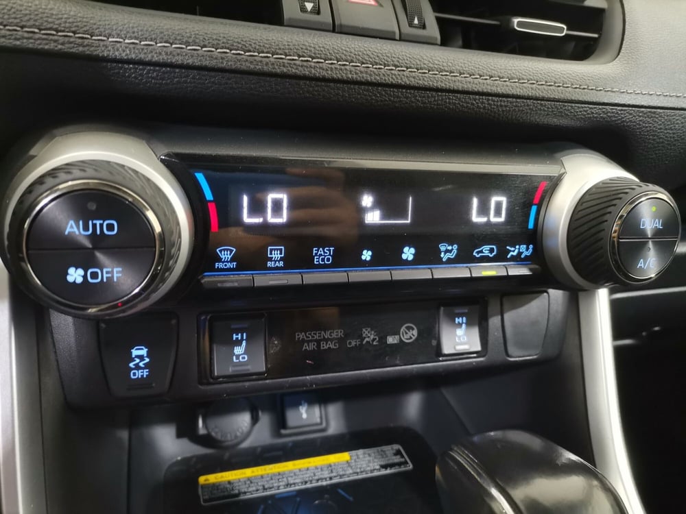 Toyota Rav4 usata a Salerno (16)
