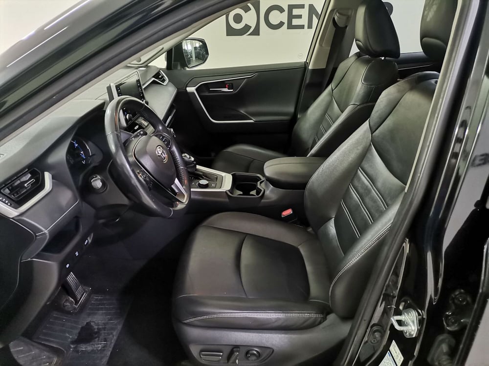 Toyota Rav4 usata a Salerno (9)
