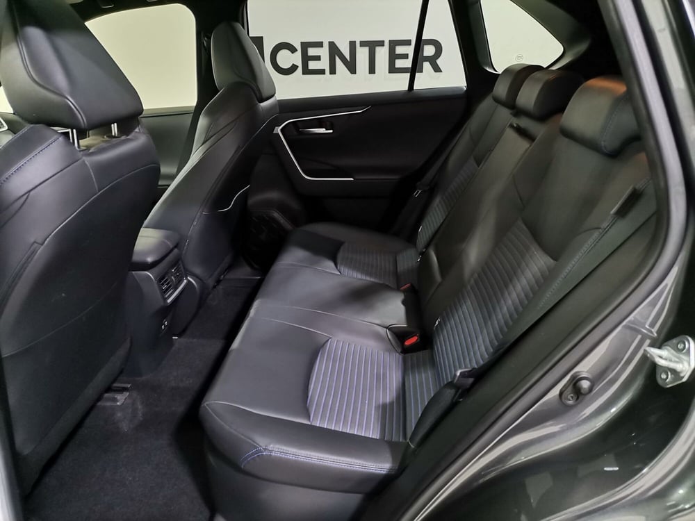 Toyota Rav4 usata a Salerno (10)