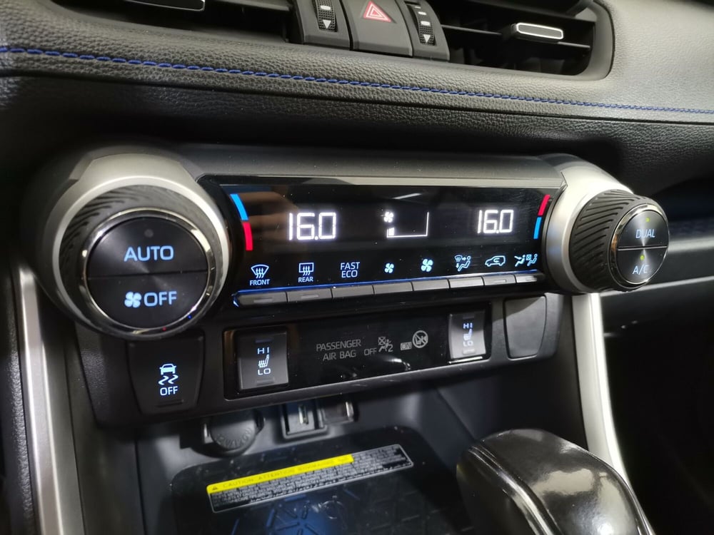 Toyota Rav4 usata a Salerno (17)