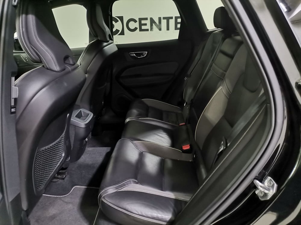 Volvo XC60 usata a Salerno (10)