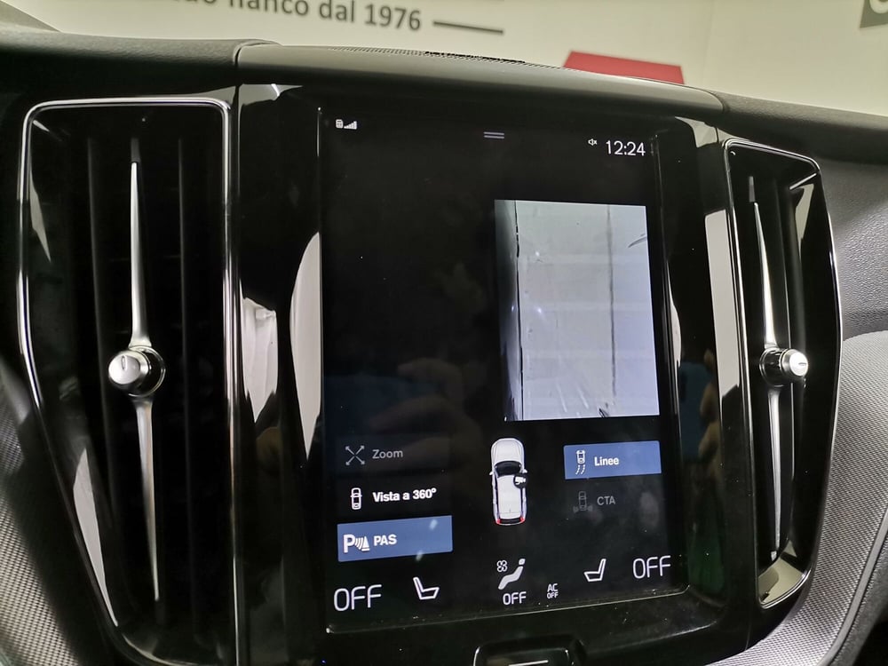 Volvo XC60 usata a Salerno (14)