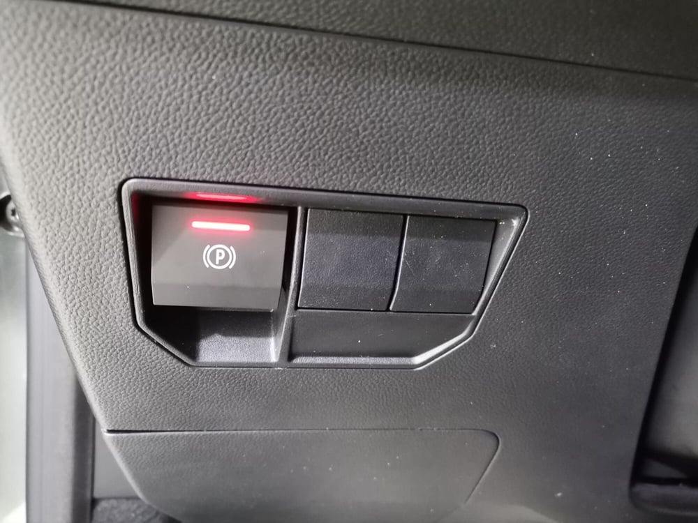 Dacia Duster usata a Salerno (18)