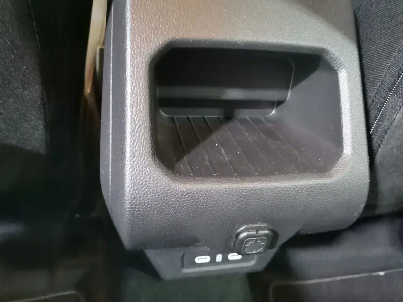 Dacia Duster usata a Salerno (20)