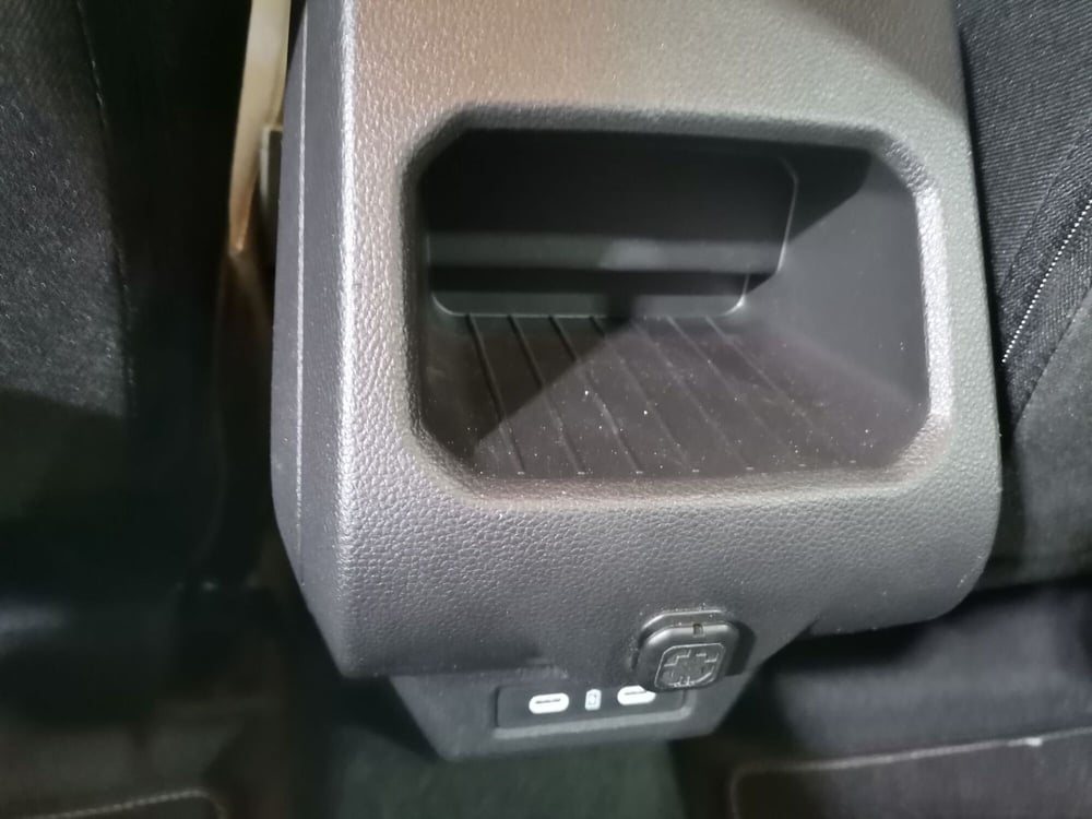 Dacia Duster usata a Salerno (20)
