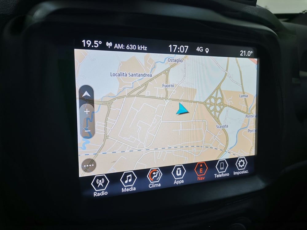 Jeep Renegade usata a Salerno (15)