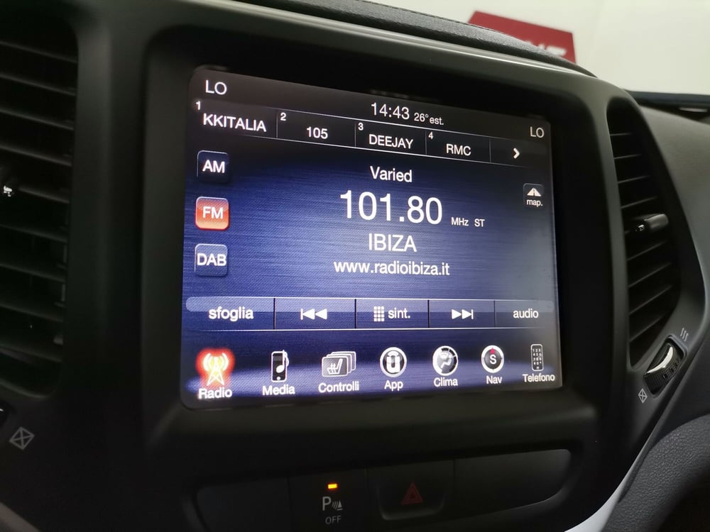 Jeep Cherokee usata a Salerno (11)