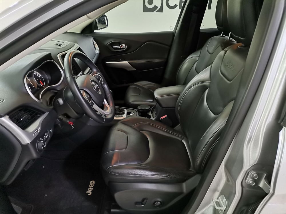 Jeep Cherokee usata a Salerno (9)