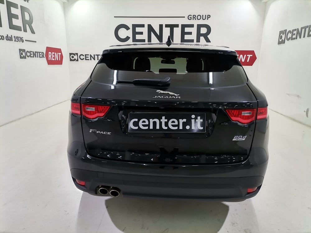Jaguar F-Pace usata a Salerno (5)