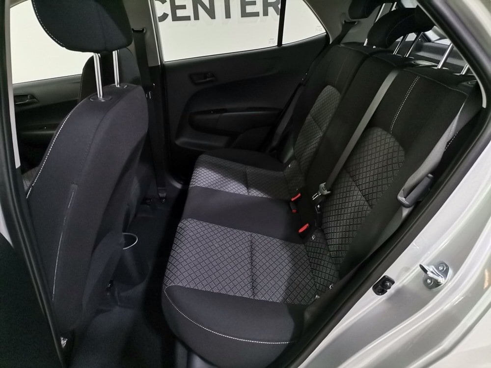 Kia Picanto nuova a Salerno (10)