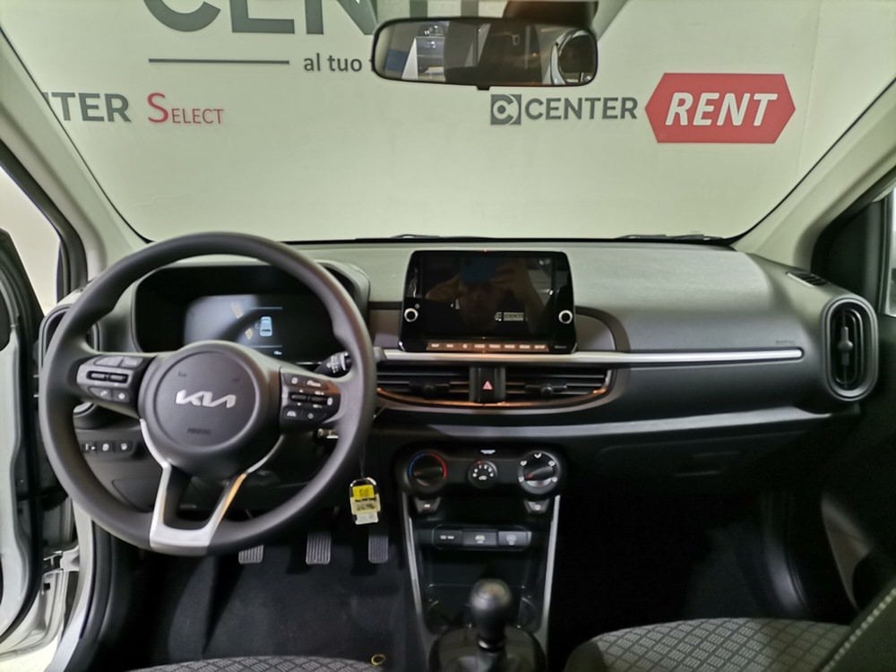 Kia Picanto nuova a Salerno (7)