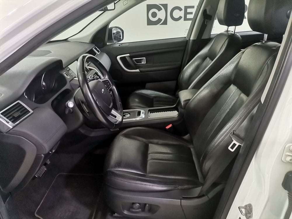 Land Rover Discovery Sport usata a Salerno (9)