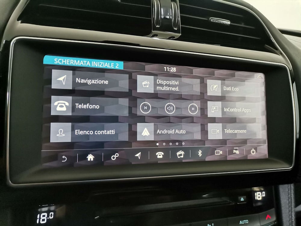 Jaguar F-Pace usata a Salerno (14)