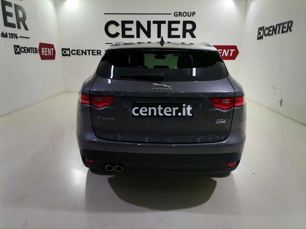 Jaguar F-Pace usata a Salerno (5)