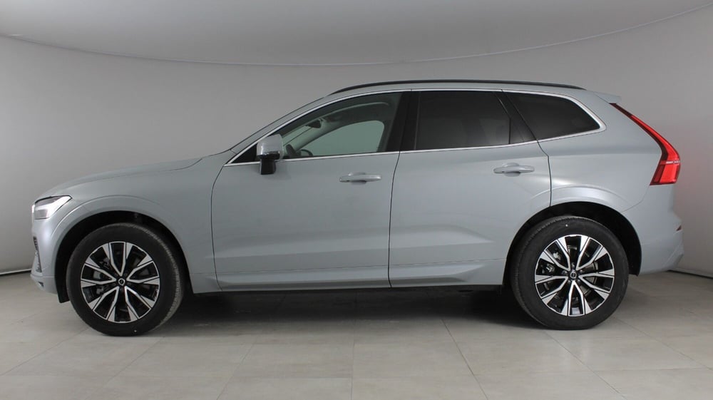 Volvo XC60 nuova a Palermo (2)