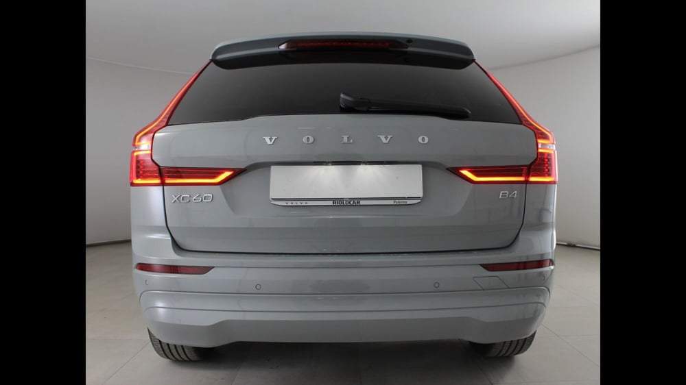 Volvo XC60 nuova a Palermo (3)