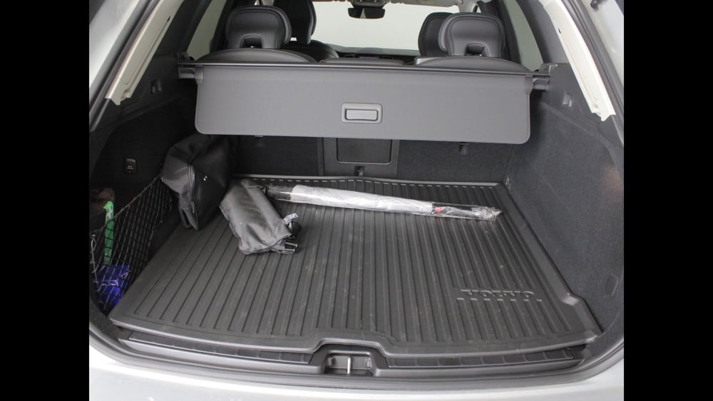 Volvo XC60 nuova a Palermo (8)