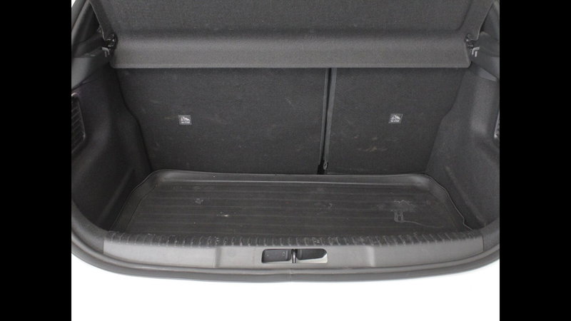 Opel Mokka usata a Palermo (6)
