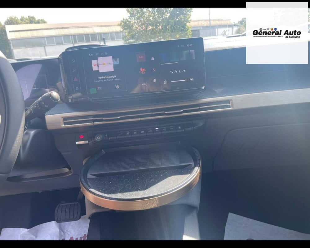 Lancia Ypsilon nuova a Lucca (7)