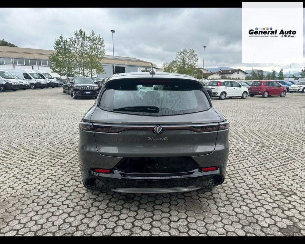 Alfa Romeo Tonale usata a Lucca (6)