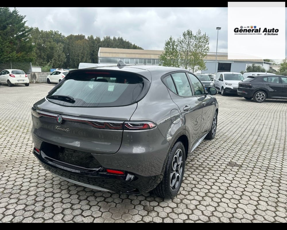 Alfa Romeo Tonale usata a Lucca (7)