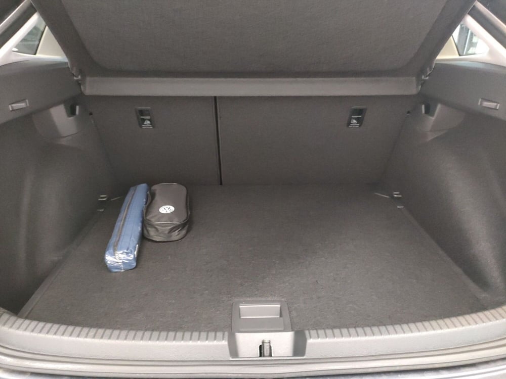 Volkswagen Taigo nuova a Bologna (19)
