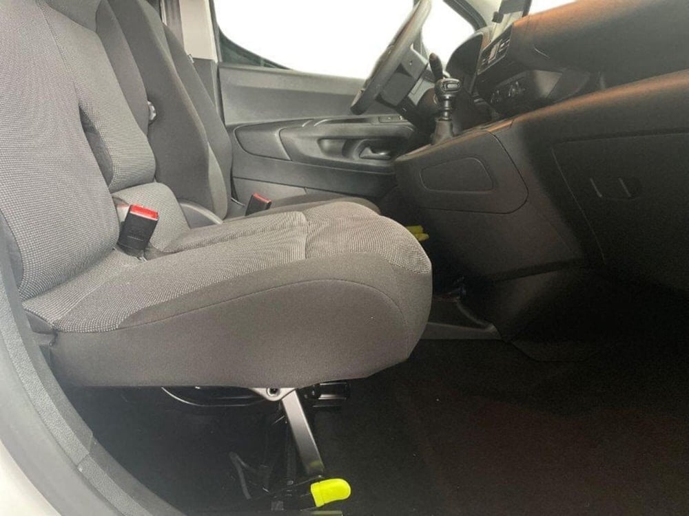 Opel Combo Furgone nuova a Lecco (10)