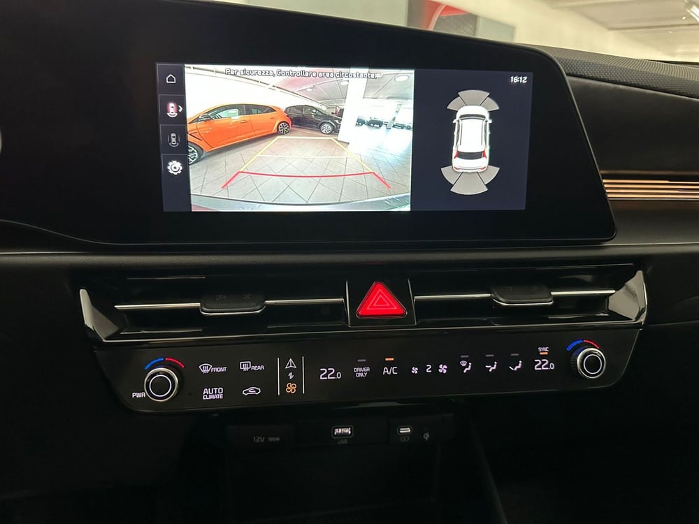 Kia Niro usata a Arezzo (11)