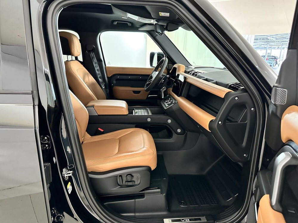 Land Rover Defender usata a Torino (3)