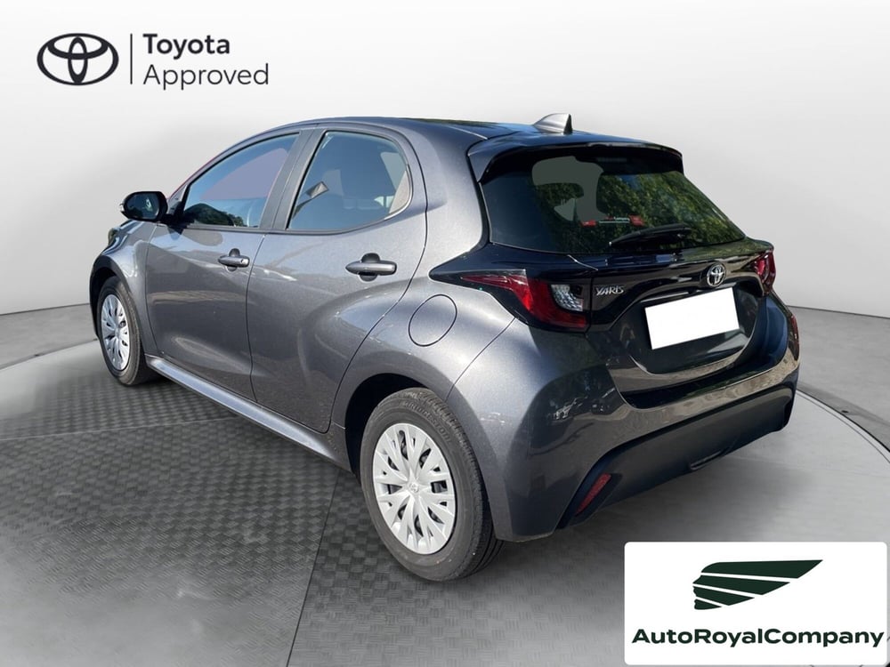 Toyota Yaris usata a Roma (4)