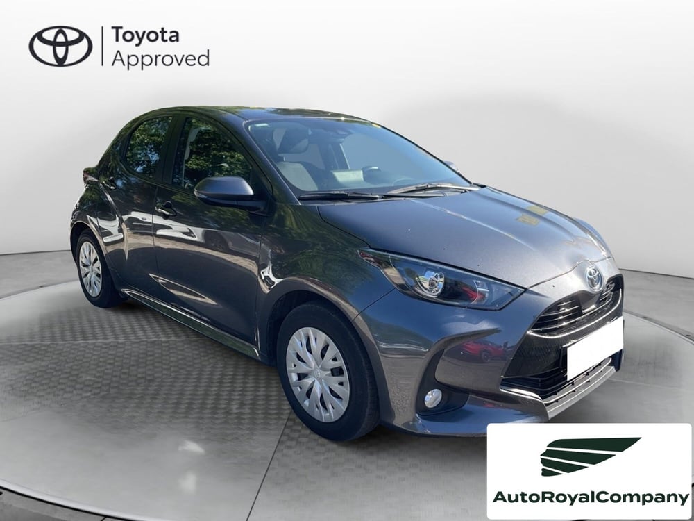 Toyota Yaris usata a Roma (8)