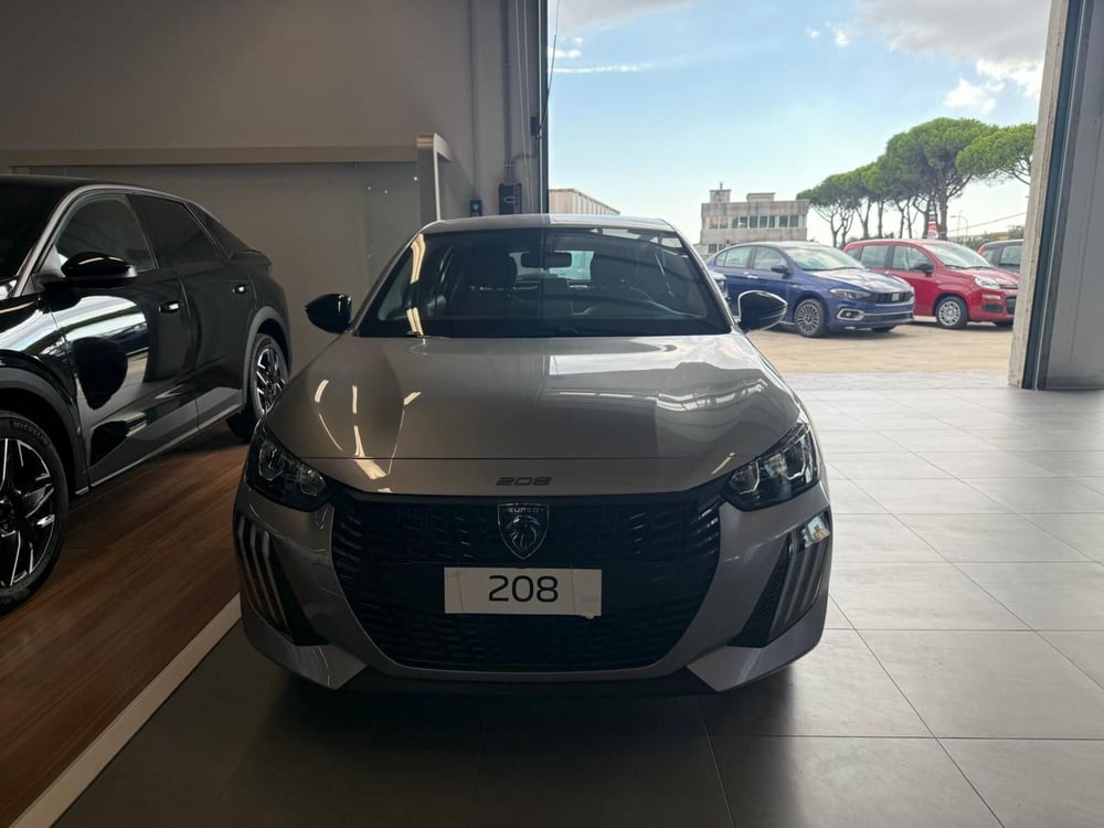 Peugeot 208 nuova a Latina (2)