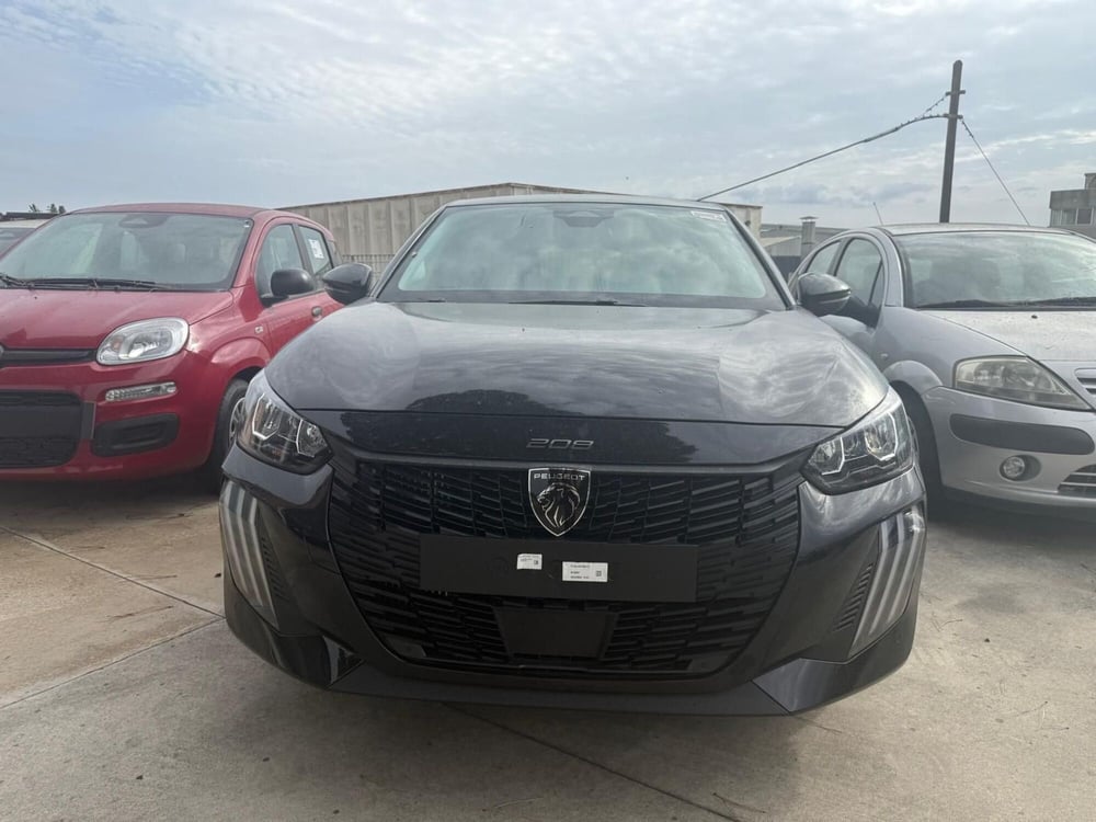 Peugeot 208 nuova a Latina (2)