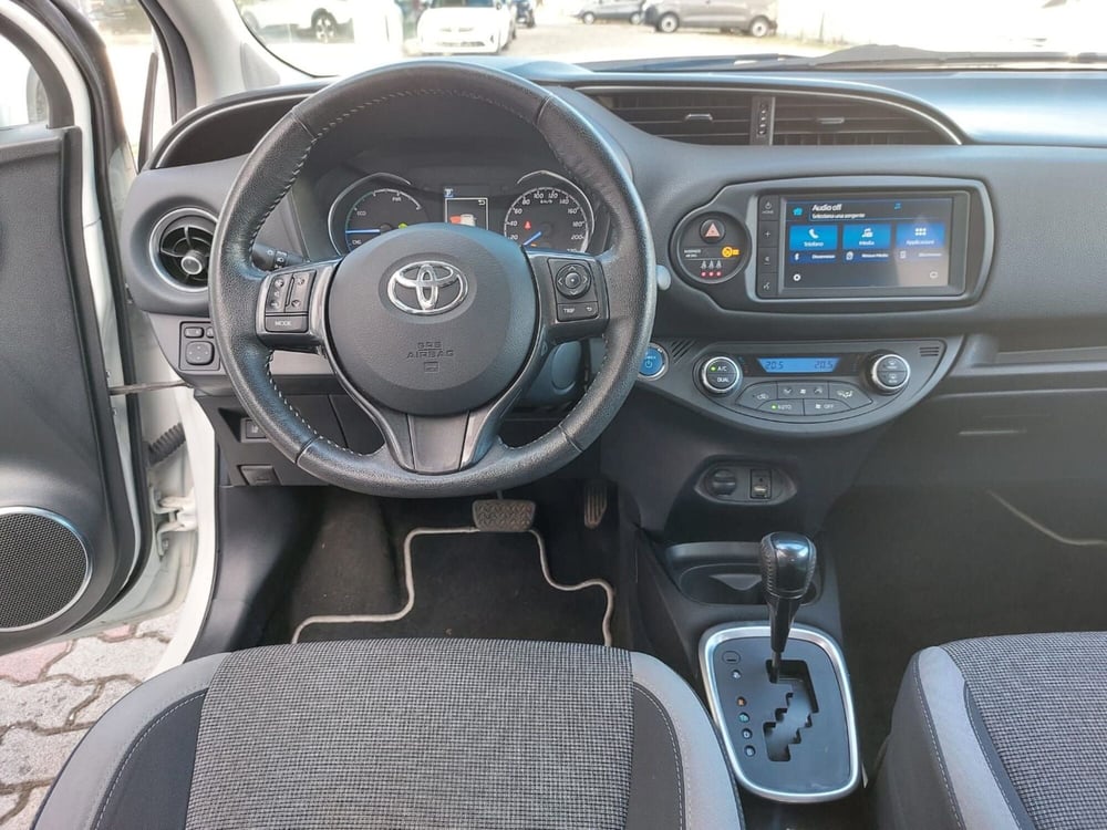 Toyota Yaris usata a Pavia (6)